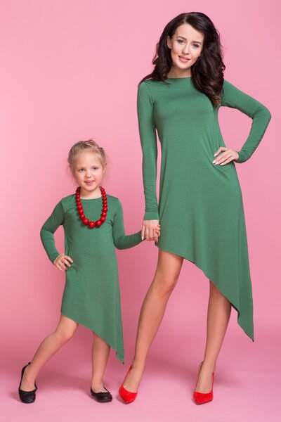 Zielona asymetryczna sukienka dla mamy i córki