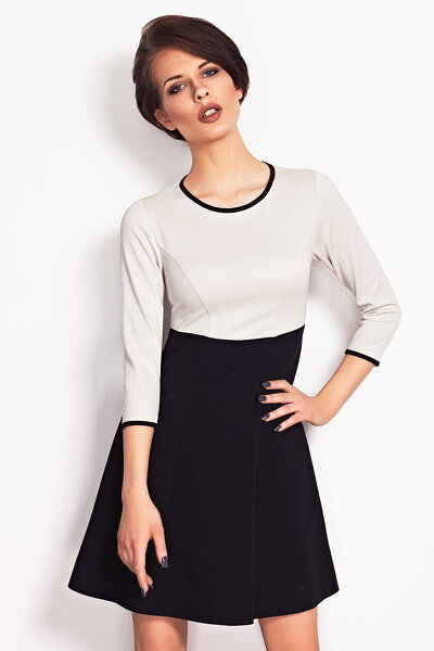 Beżowo-czarna sukienka odcinana pod biustem