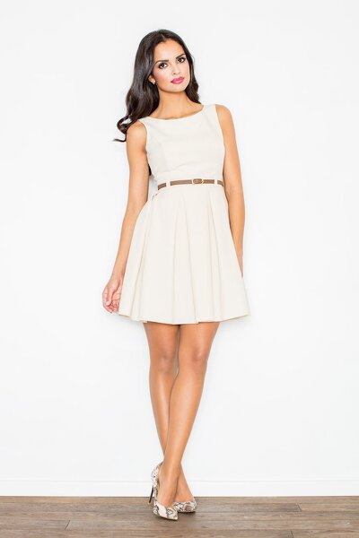 Beżowa sukienka z paskiem