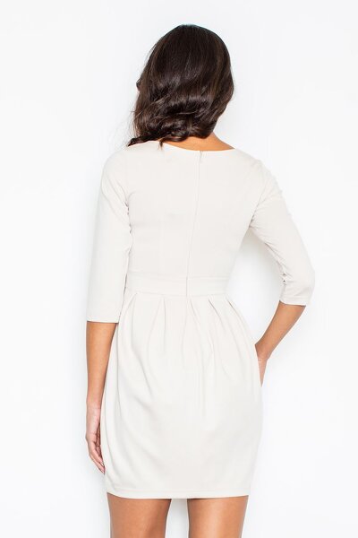 Beżowa sukienka bombka