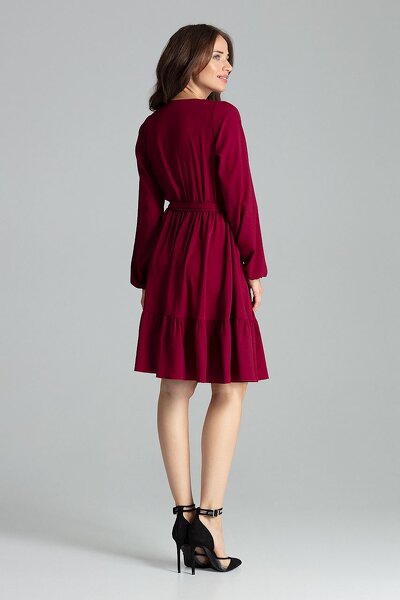 Bordowa sukienka z kopertowym dekoltem