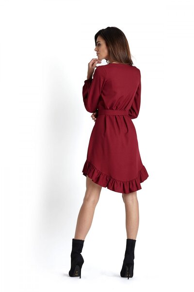 Bordowa sukienka w stylu boho o luźnym fasonie