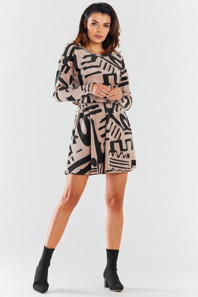 Brązowa luźna sukienka z gumką w pasie