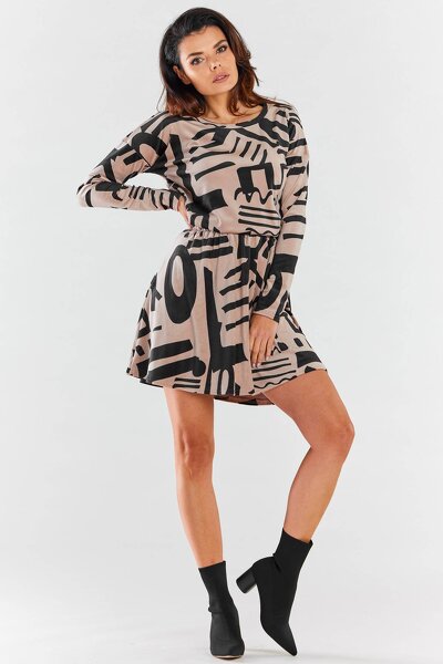 Brązowa luźna sukienka z gumką w pasie