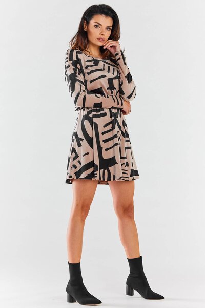 Brązowa luźna sukienka z gumką w pasie