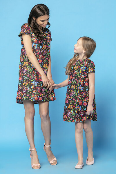 Sukienka we wzór łowieckie