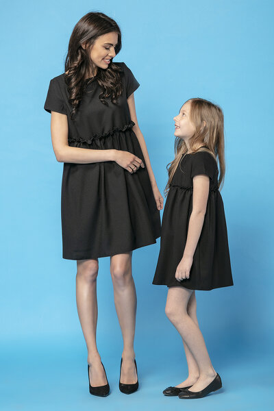 Czarna letnia sukienka z marszczeniem pod biustem, sukienki mama i córka