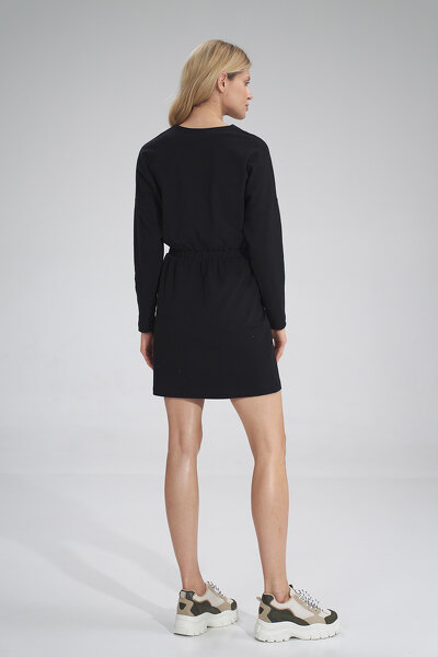 Czarna sukienka mini z dekoltem w serek i gumką w pasie