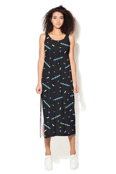 Długa czarna sukienka z kolorowymi wzorkami