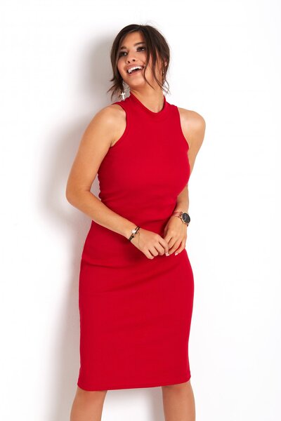 Czerwona sukienka bez rękawów z niewielką stójką