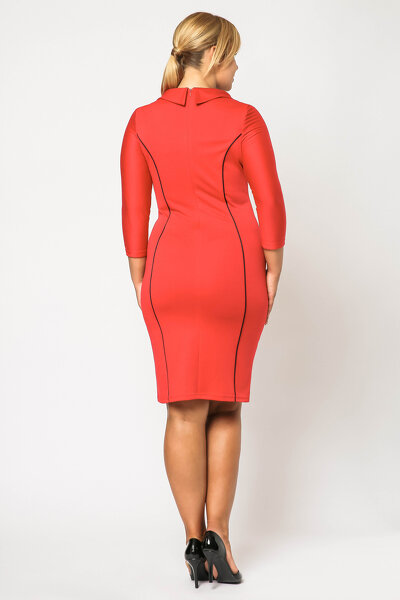 Czerwona elegancka sukienka z ozdobnym kołnierzem