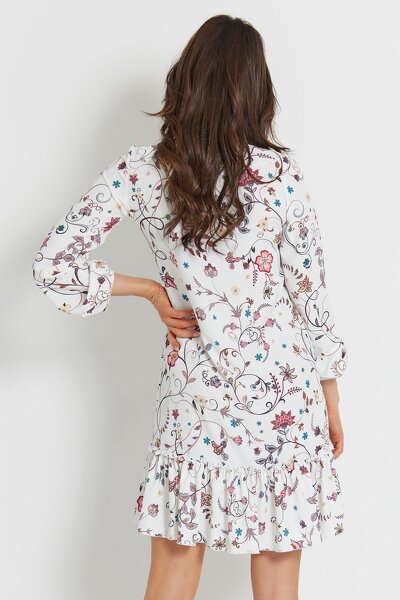 Delikatna i zwiewna sukienka w stylu boho