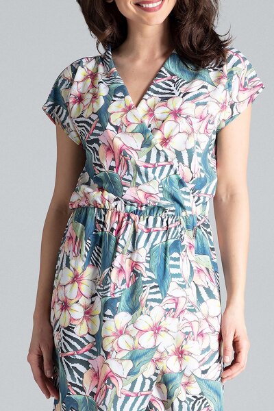 Wzorzysta sukienka z rozcięciem