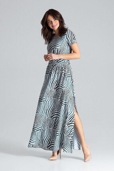 Wzorzysta długa sukienka z rozcięciem