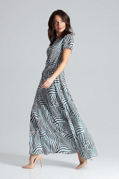 Wzorzysta długa sukienka z rozcięciem