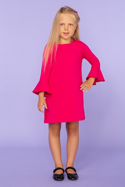 Różowa sukienka z falbanką przy rękawie dla córki