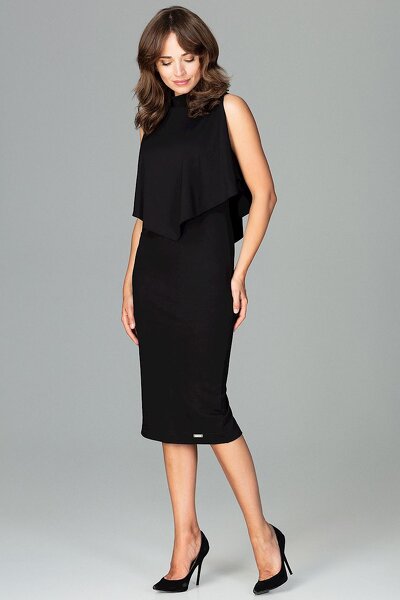 Sukienka z rozcięciem z tyłu w kolorze czarnym