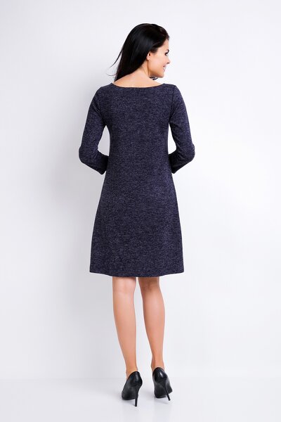 Dzianinowa sukienka mini w granatowym kolorze