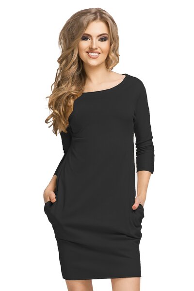 Prosta sukienka mini z półokrągłym dekoltem