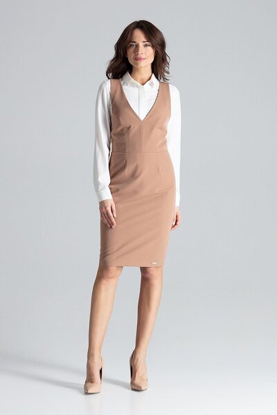 Brązowa sukienka z odkrytymi plecami