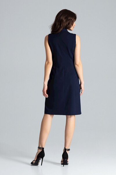 Kopertowa sukienka w kolorze granatowym