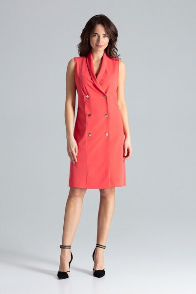 Kopertowa sukienka w kolorze koralowym