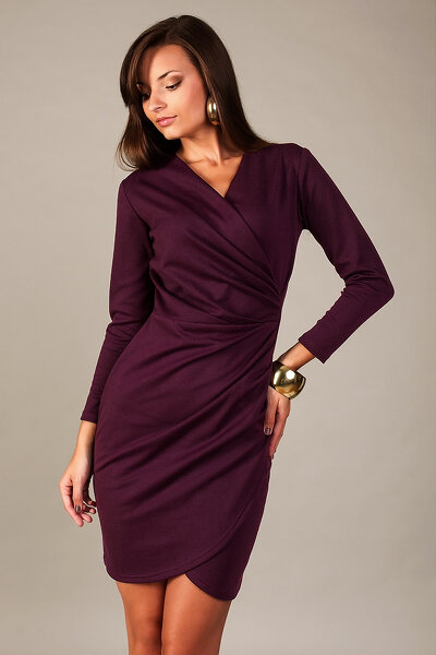 Fioletowy kopertowa sukienka z asymetrycznym dołem