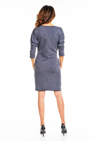 Grafitowa sukienka midi z paskiem i kieszeniami