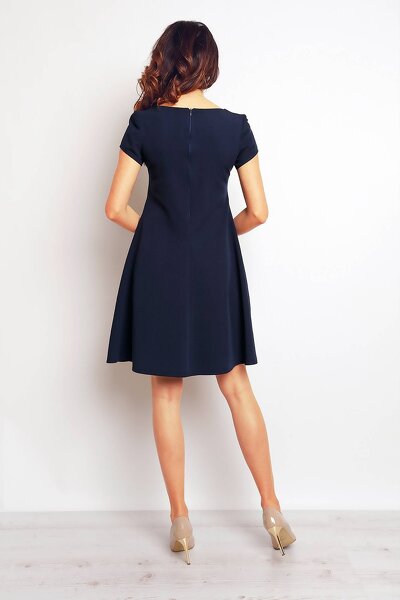 Granatowa rozkloszowana sukienka mini