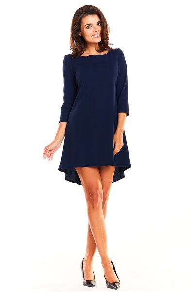 Granatowa sukienka midi z kontrafałdą na plecach