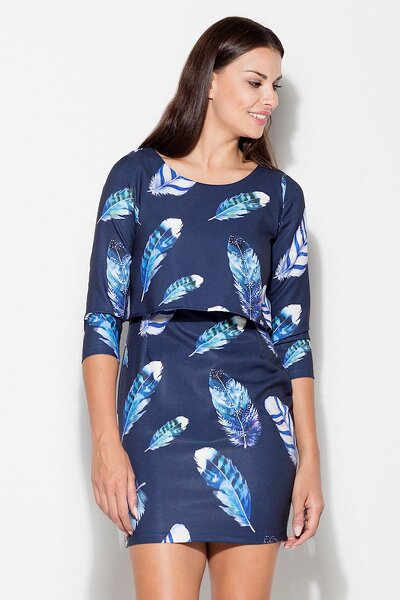 Granatowa sukienka ozdobiona niebieskimi elementami