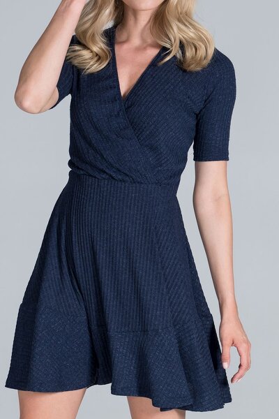 Granatowa sukienka mini z prążkowej dzianiny