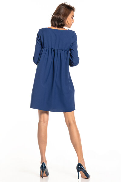 Granatowa sukienka z marszczeniem na plecach