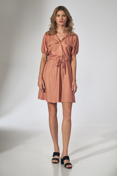 Kimonowa sukienka w pomarańczowym kolorze z kołnierzykiem