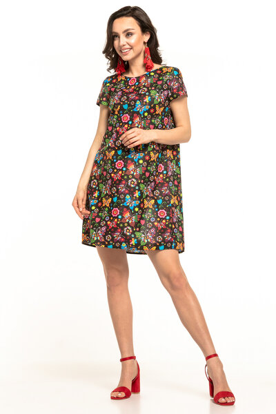 Klasyczna rozkloszowana sukienka z fantazyjnym wzorem