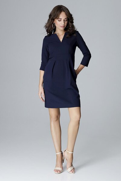 Koktajlowa sukienka z kieszeniami