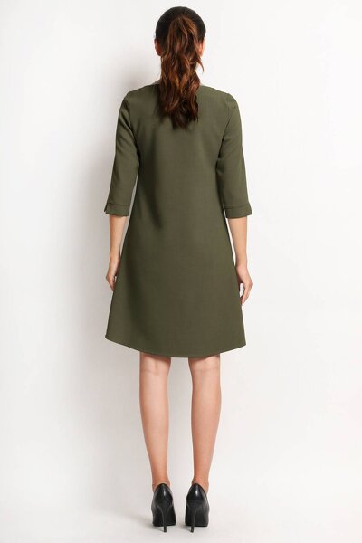 Koktajlowa sukienka w kolorze khaki z dłuższym tyłem