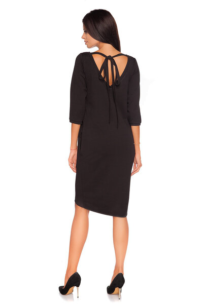 Czarna sukienka midi z przedłużonym tyłem