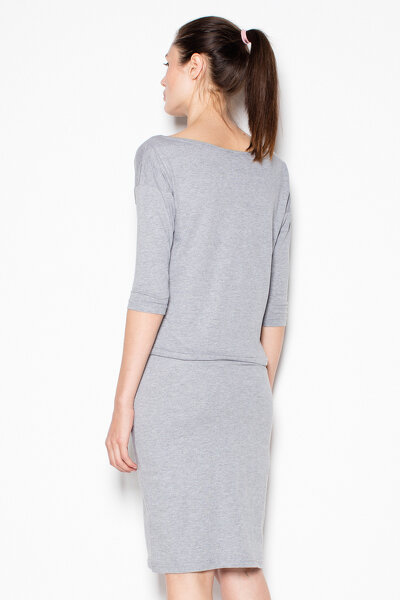 Szara sukienka z luźną górą i kieszeniami