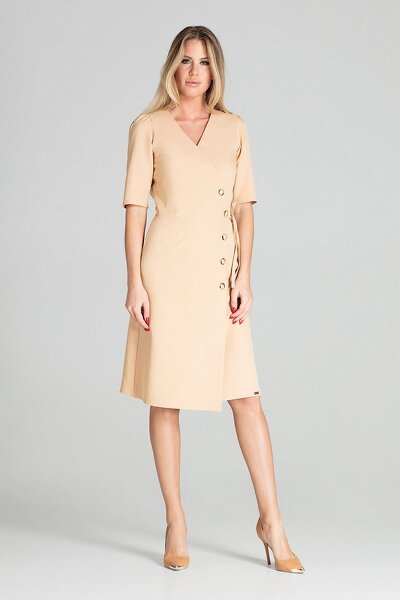 Kopertowa sukienka midi w beżowym kolorze
