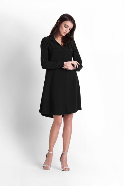 Koszulowa czarna sukienka o luźnym fasonie