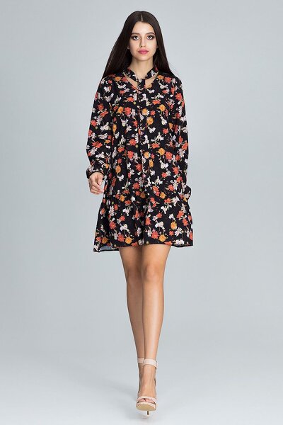 Czarna sukienka trapezowa w czerwone kwiaty