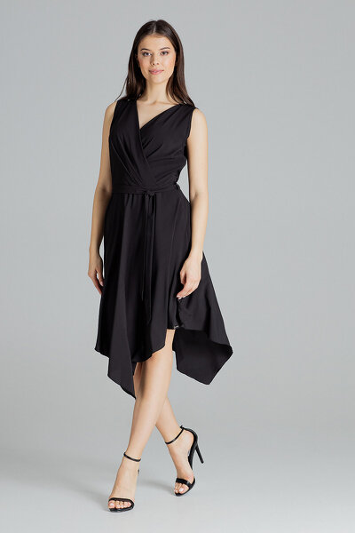 Letnia asymetryczna sukienka w czarnym kolorze