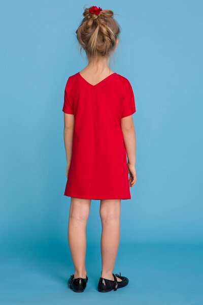 Czerwona sukienka z krótkim rękawem
