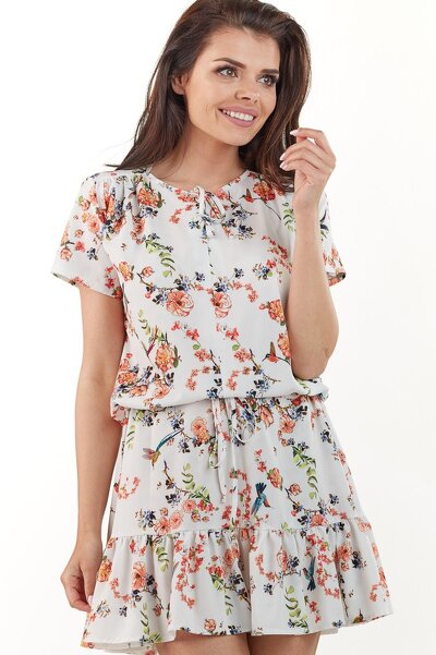 Sukienka mini w kolorze ecru z ozdobnym wiązaniem