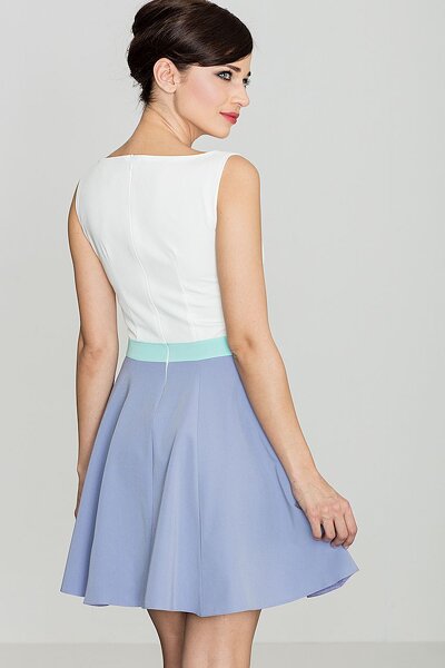 Sukienka rozkloszowana w biało fioletowym kolorze