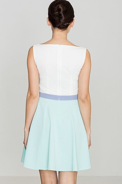 Sukienka rozkloszowana w biało miętowym kolorze