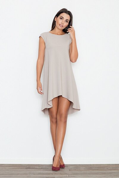 Asymetryczna sukienka w beżowym kolorze