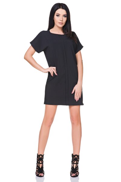 Czarna luźna sukienka z krótkim rękawem