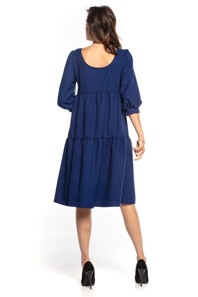 Luźna granatowa sukienka o długości maxi